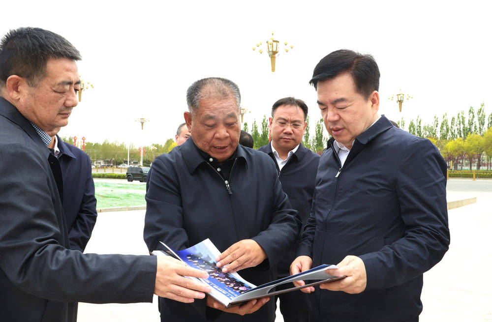 保定市委书记党晓龙调研奥润顺达集团国际会展中心